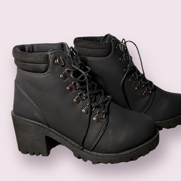 Dirty Laundry Shoes - Dirty Laundry Black Lace Up Leather Combat Boots